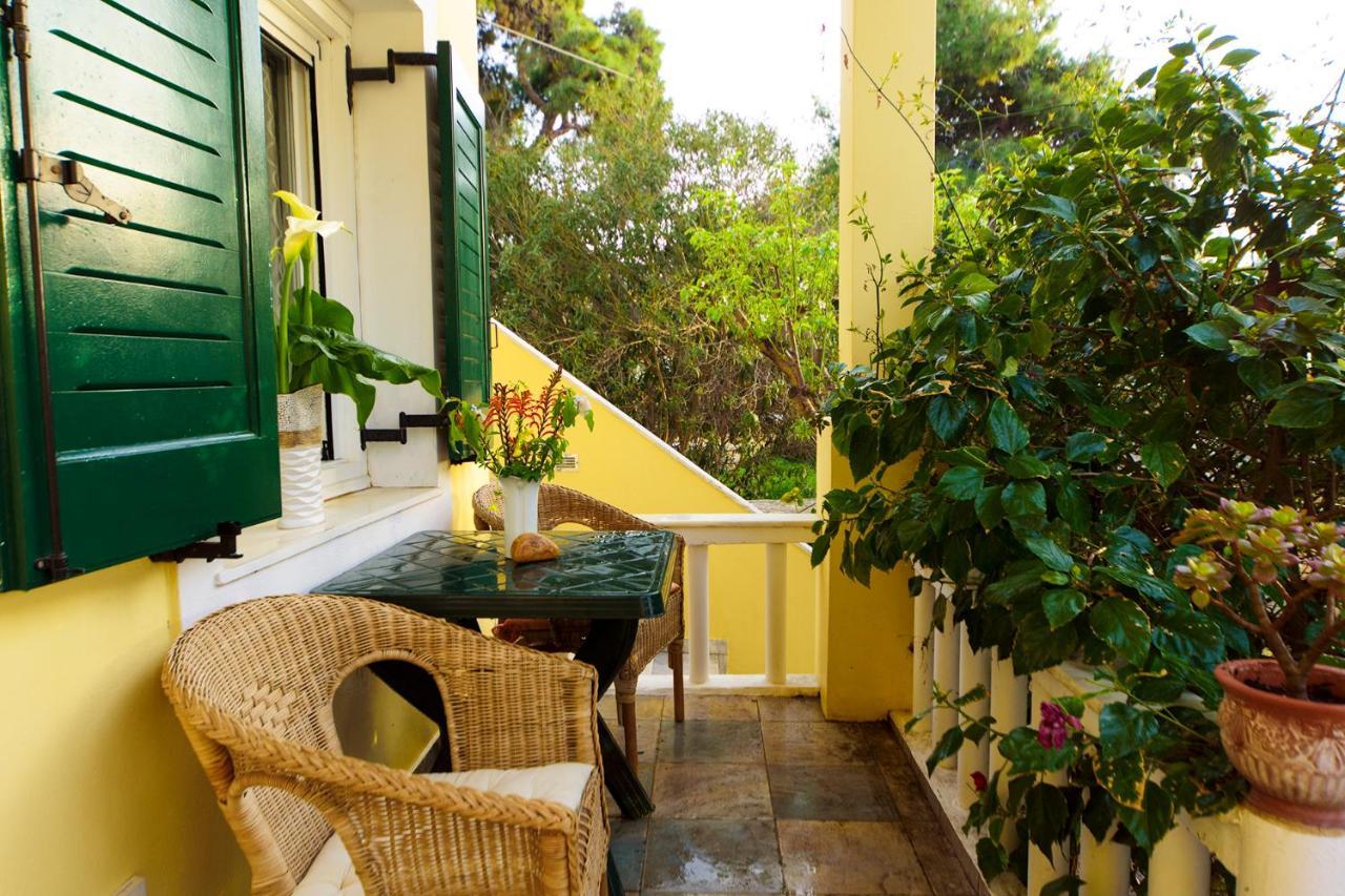 Jasmine Of Poseidonia Apartment Posidhonía Exterior foto